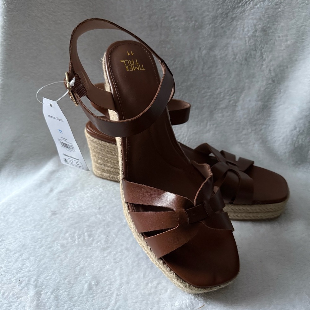 Time and Tru‎ Brown Women's Sandals Size 11 Wedge New Shoes Heel Buckle